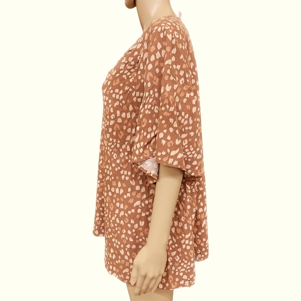 Isabel Maternity Creamy Cocoa Leopard Print Blouse Size XL - Picture 2 of 5